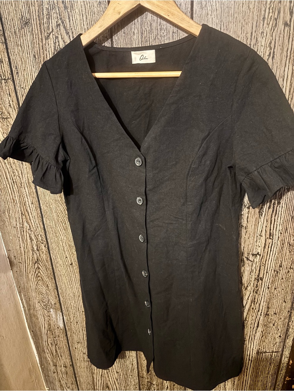 Olia  Sold at Zara Black Button-Front Linen Blend Top 100% Cotton